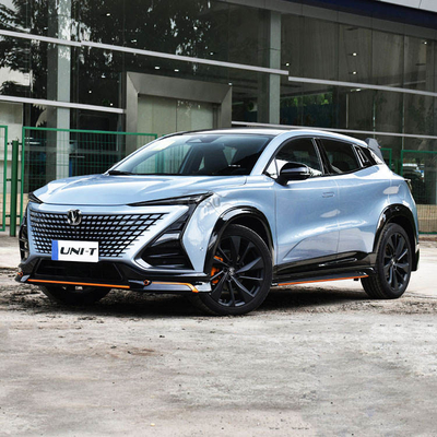 Снежная крыша Чанган 2021 2022 2023 1.5T 2.0T 188HP 138KW 300NM Газ/бензин Левый бензиновый автомобиль