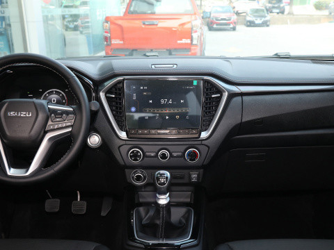 2023 Isuzu D-MAX V-CROSS 1.9T Автоматический 4WD Дизельный сенсорный экран Задняя камера Грузовик RZ4E