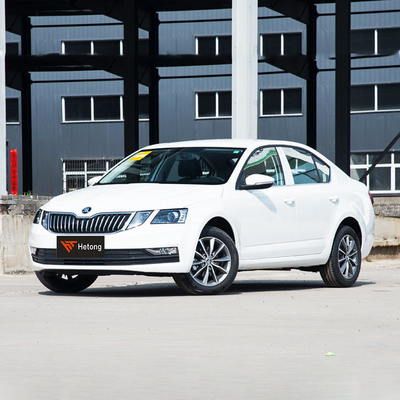 Skoda KAROQ OCTAVIA 2 3 A7 подержанные автомобили на бензине Автомобили на бензине 2021 2022 2023 2024
