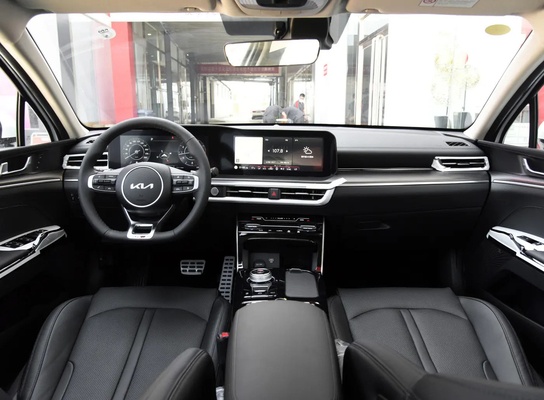KIA K5 380GT Линейный флагман 2.0t Дисплимация бензиновый 5-местный седан с 2,0t двигателем
