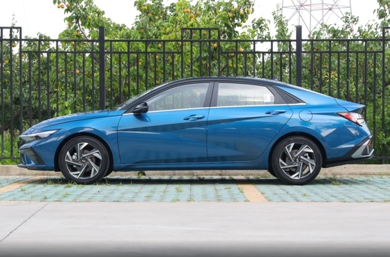 2023 Hyundai Elantra Электрическая регулировка и отопление Внешнее зеркало для подержанного автомобиля
