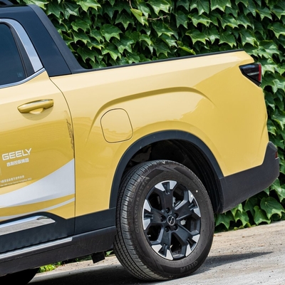 400-600 км дальности чистого аккумулятора Geely RD6 Energy Pickup Truck с колесной базой 3120 мм