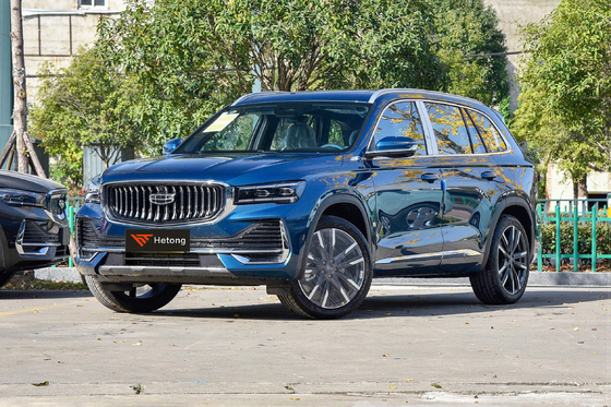 Manjaro Geely Xingyue L 2.0TD Power Automatic Two-Drive SUV с 5 сиденьями и 2 подушками безопасности