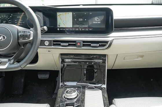 Kia K5 Седан 4 двери 5 сиденья Левое рулевое управление Бензиновые автомобили 176кВт Максимальная скорость 220 Сила