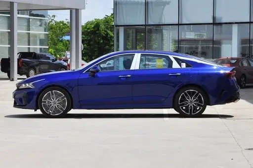 KIA K5 380GT Линейный флагман 2.0t Дисплимация бензиновый 5-местный седан с панорамным солнечным потолком