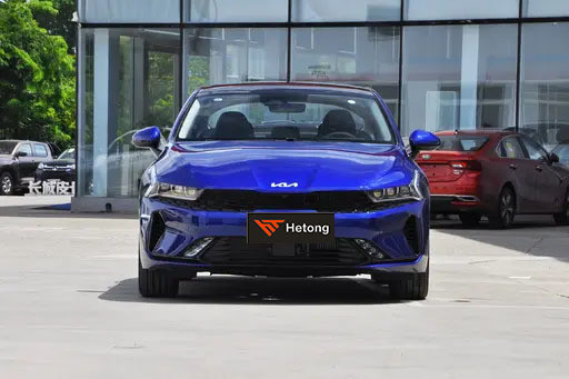 KIA K5 380GT Линейный флагман 2.0t Дисплимация бензиновый 5-местный седан с панорамным солнечным потолком