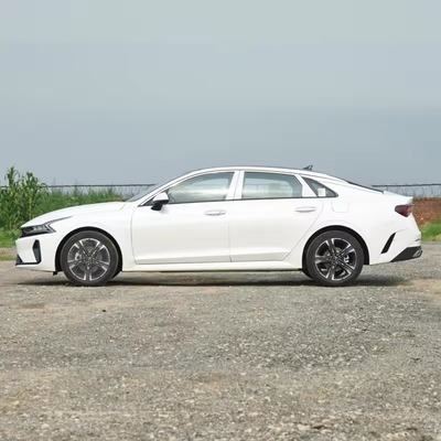KIA K5 380GT Линейный флагман 2.0t Дисплимация Бензиновый 5-местный Седан Седан