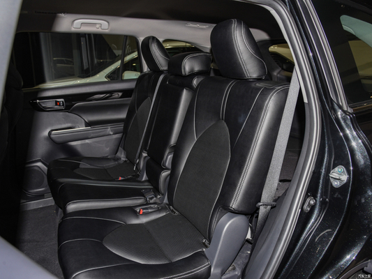 Toyota Crown Kluger 2.5l Hev Гибридные автомобили с полным приводом с максимальной скоростью 180 км/ч