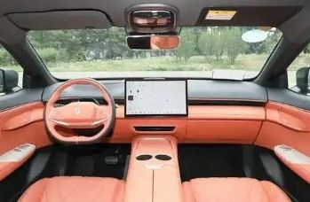 Чанган Deep Blue Shenlan S7 Автомобиль Ev Автомобиль Энергетические транспортные средства 1725 кг Левое рулевое управление