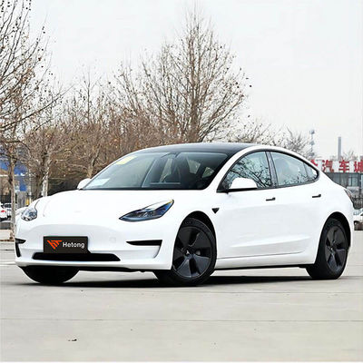 Специализированный 4-дверный 5-местный седан Tesla Model 3 Довольно высокоскоростной электромобиль с 5 местами