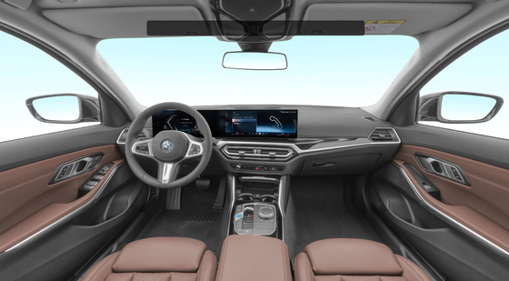 Максимальная мощность 210 кВт Максимальный крутящий момент 400 Н.м 2023 BMW i3 eDrive Pure Electric Дальняя дальность 592 км