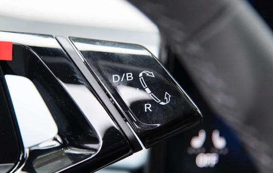 Опыт роскоши и производительности с VW ID.4X Pro Pure SUV A Electric Vehicle