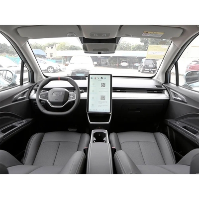 2022 Neta V 300 Lite 4-колесный электромобиль с 5 сиденьями и максимальной мощностью 120 кВт